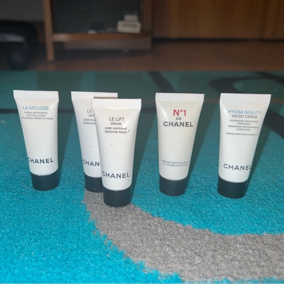 Chanel Skincare Mini 5 piece set - Picture 6 of 6